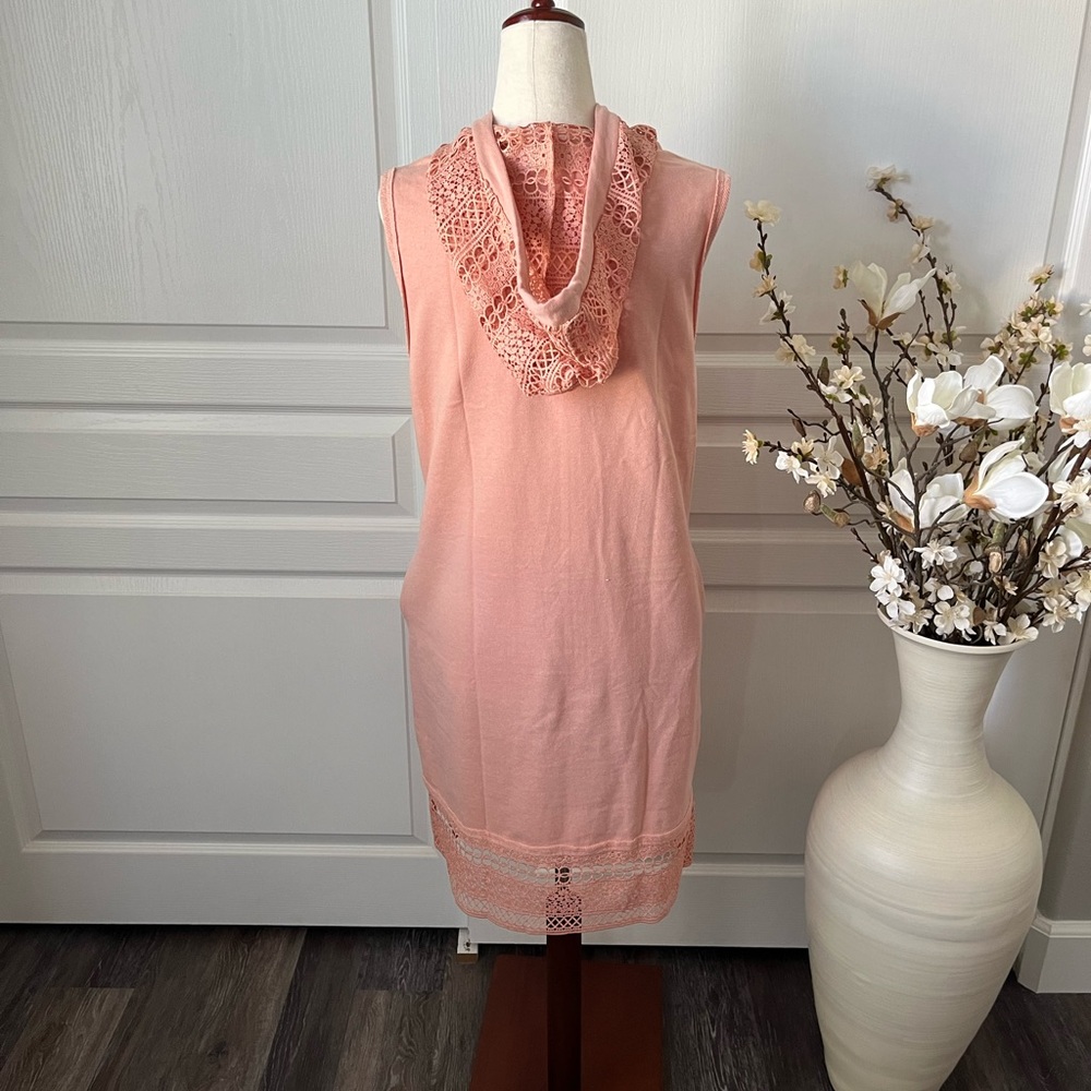 NWOT Venus Crochet Beach Cover Up/Dress with Hood - Picture 7 of 14